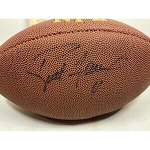 Brett Favre #4 Signed Wilson NFL Football Autographed Green Bay Packers HOF QB